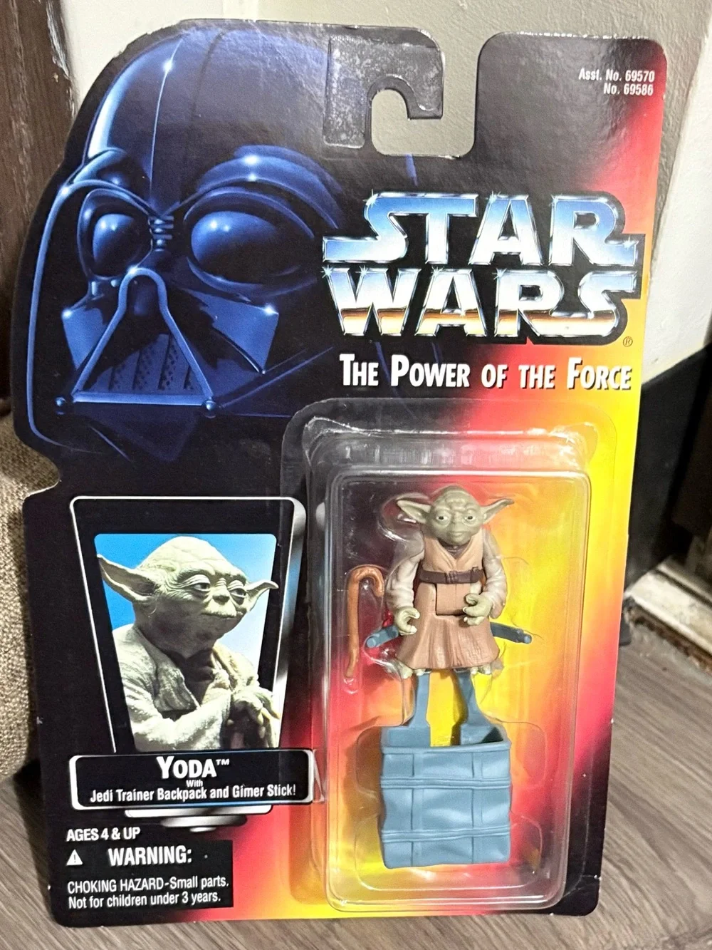Vintage 1995 Star Wars (Mini) YODA. New Sealed on Card